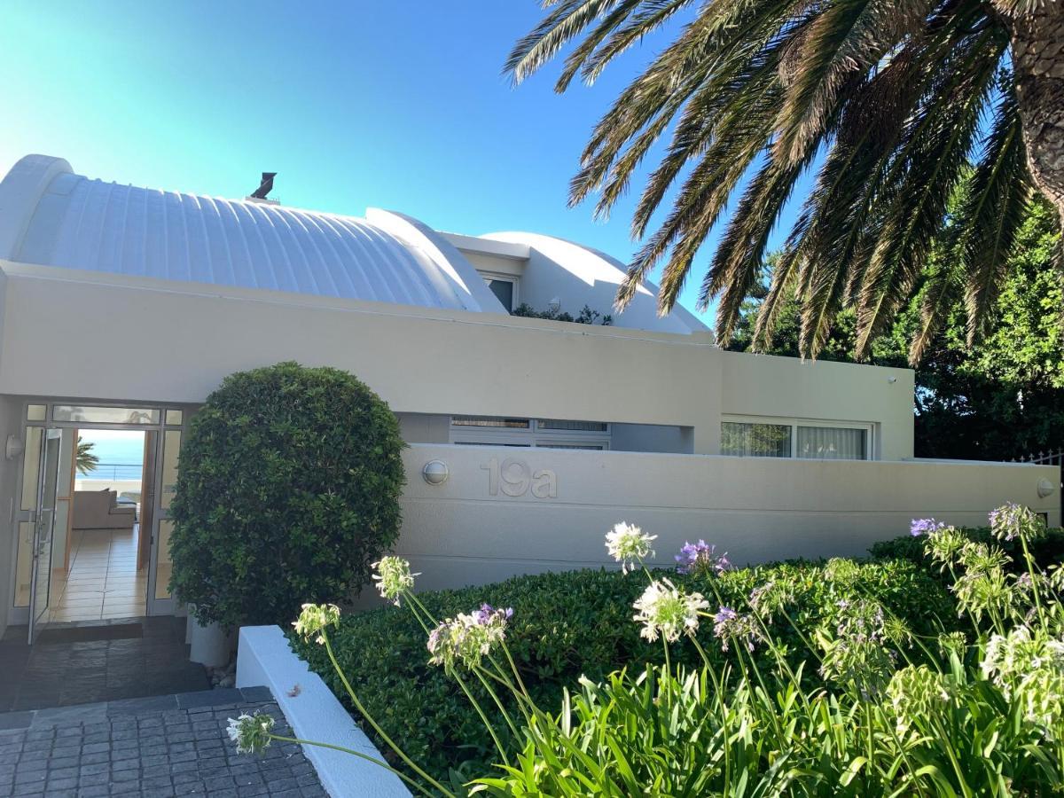Bay Reflections Camps Bay Luxury Serviced Apartments Cape Town Exterior photo